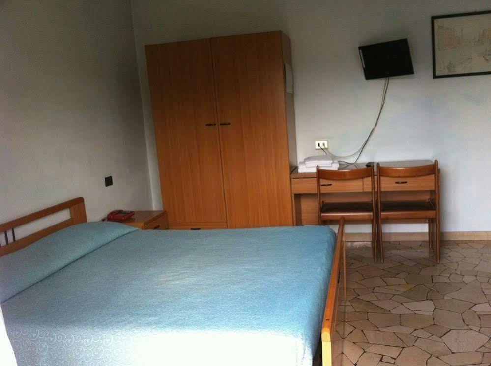 Hotel Mira バレーゼ エクステリア 写真